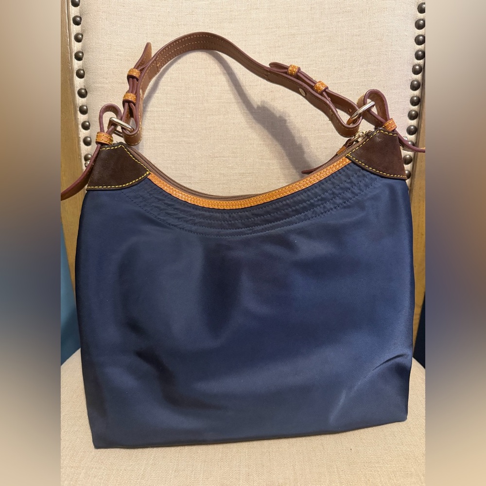 Dooney & Bourke Vintage Navy and Brown Nylon Shoulder Bag - Picture 2 of 14